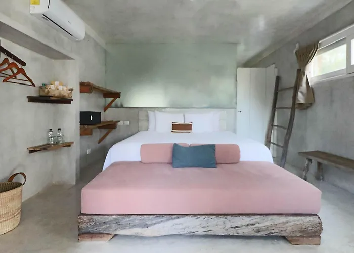Tuup Hotel