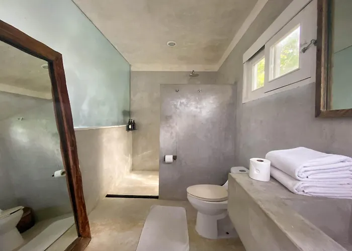 Tuup Hotel 3*