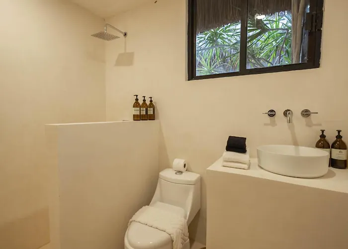 Hotel Tuup 3*