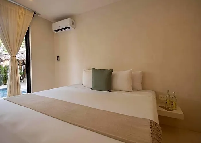 Hotel Tuup 3*
